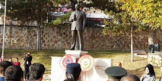 Büyük Atatürk'ü Anma Törenleri