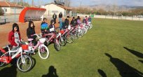 Öğrencilere Bisiklet Dağıtımı Yapıldı